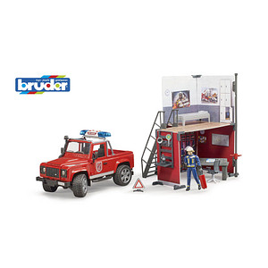 bruder bworld Feuerwehrstation mit Land Rover Defender 62701 Zubehörset für Spielzeugautos