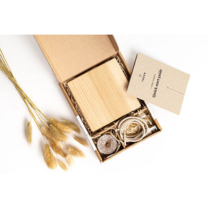 0745240099611 - Premium Holz Qi-Charger MagSafe Induktive Ladestation braun 10 m 15 Watt 0745240099611 TREED 0745240099611 - Premium Holz Qi-Charger MagSafe Induktive Ladestation braun 10 m 15 Watt 0745240099611 TREED